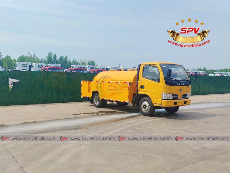 3,000 Litres Sewer Jetting Truck Dongfeng - Front Spraying 3,000 Litres Sewer Jetting Truck Dongfeng - Front Spraying